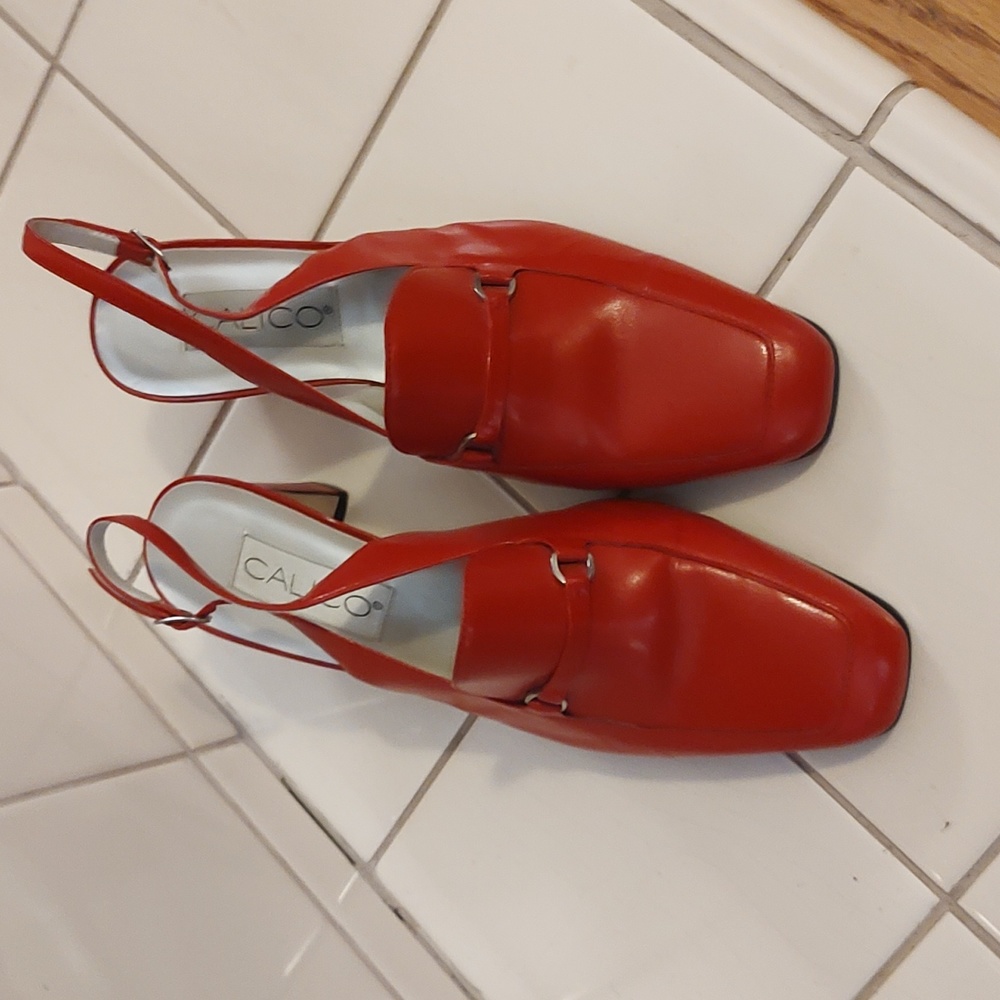 calico women's size 8 red leather c-slingshot heel
